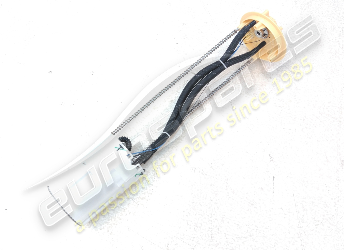 NOUVELLE POMPE À CARBURANT COMPLÈTE BOSCH RH. NUMÉRO DE PIÈCE 239811 (1) nouvelle pompe à carburant complète bosch rh. numéro de pièce 239811 (1)