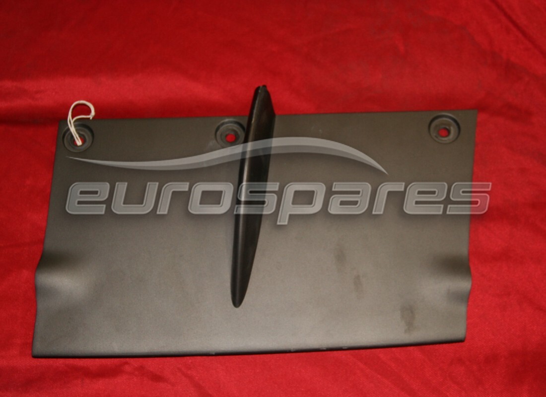 utilisé ferrari aile gauche. numéro de pièce 84360300 (1)