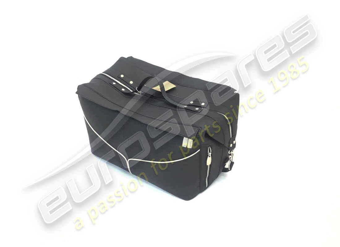 nouveau sac à bagages maserati, cuir noir. numéro de pièce 940000313 (4)