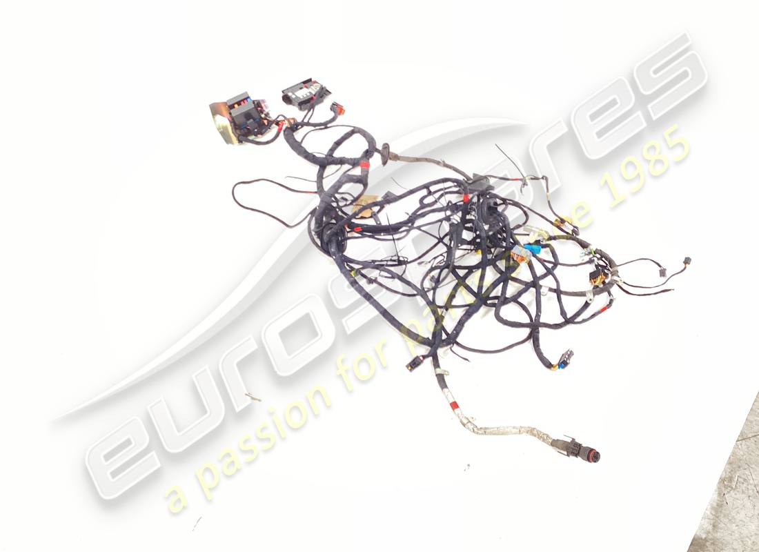 utilisé maserati compt. moteur complet. câblage (opt). numéro de pièce 228523 (2)