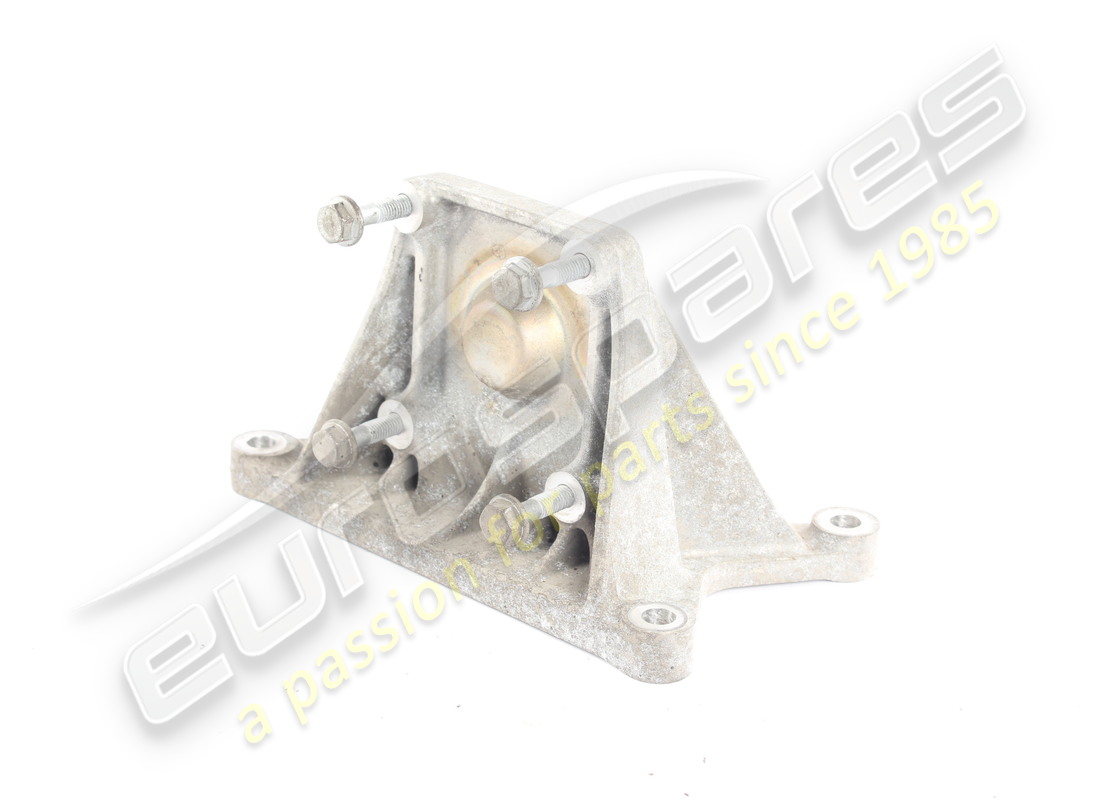 SUPPORT MOTEUR CÔTÉ BOÎTE DE VITESSES D'OCCASION Maserati. NUMÉRO DE PIÈCE 670001542 (1)