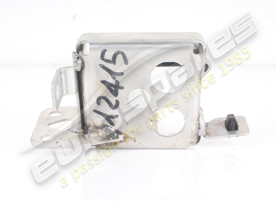 support de montage de soupape tgk d'occasion ferrari. numéro de pièce 84066200 (3)