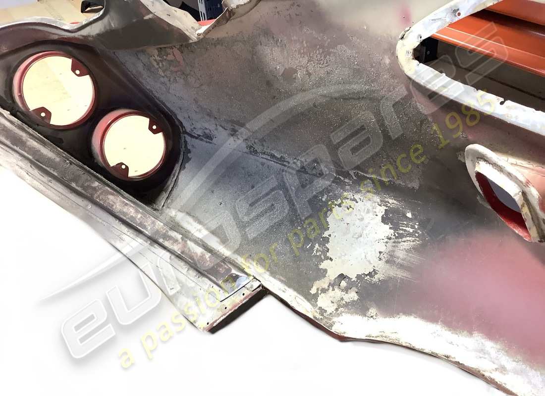 utilisé ferrari aile arrière gauche complète. numéro de pièce 66678900 (4)