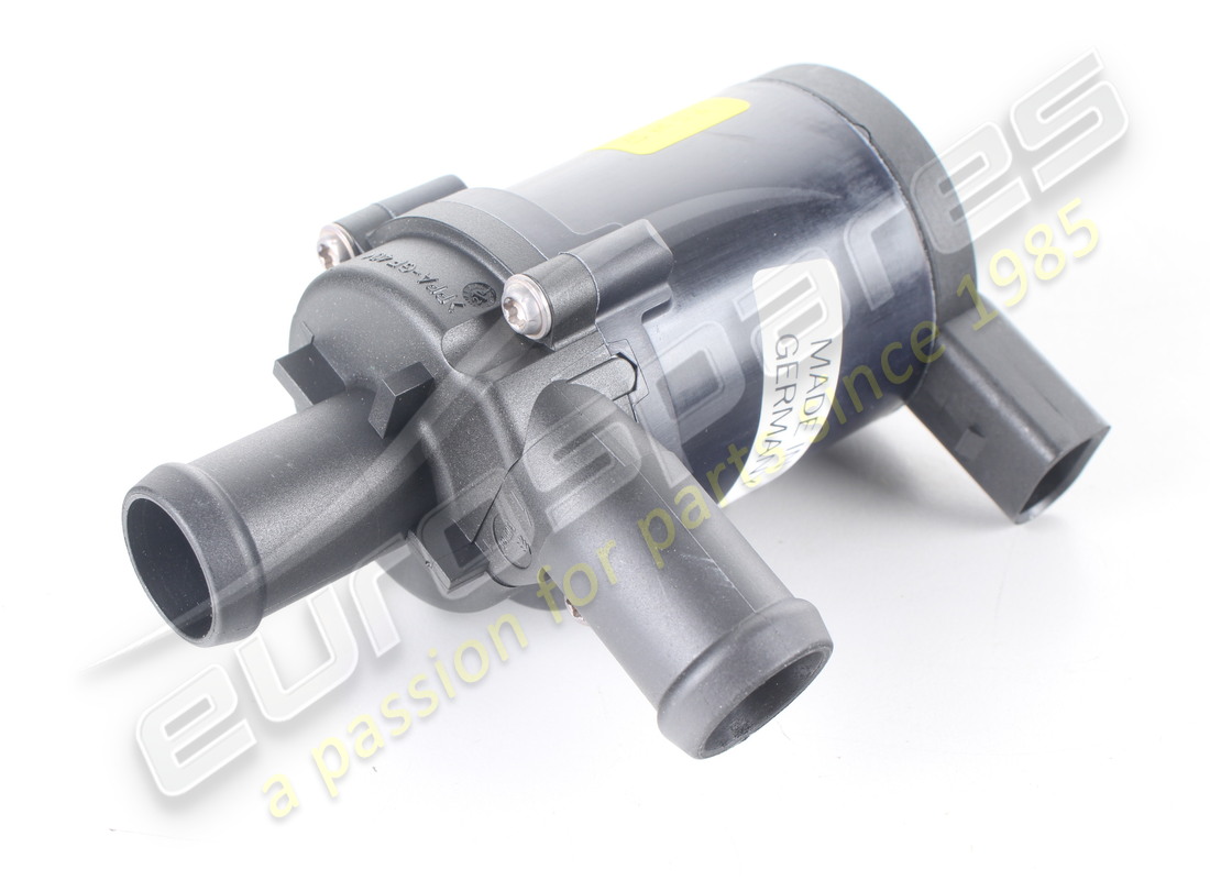 nouvelle pompe à eau porsche. numéro de pièce 95510656110 (2)