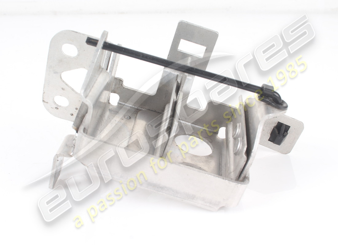 SUPPORT DE MONTAGE DE SOUPAPE TGK D'OCCASION Ferrari. NUMÉRO DE PIÈCE 84066200 (1)