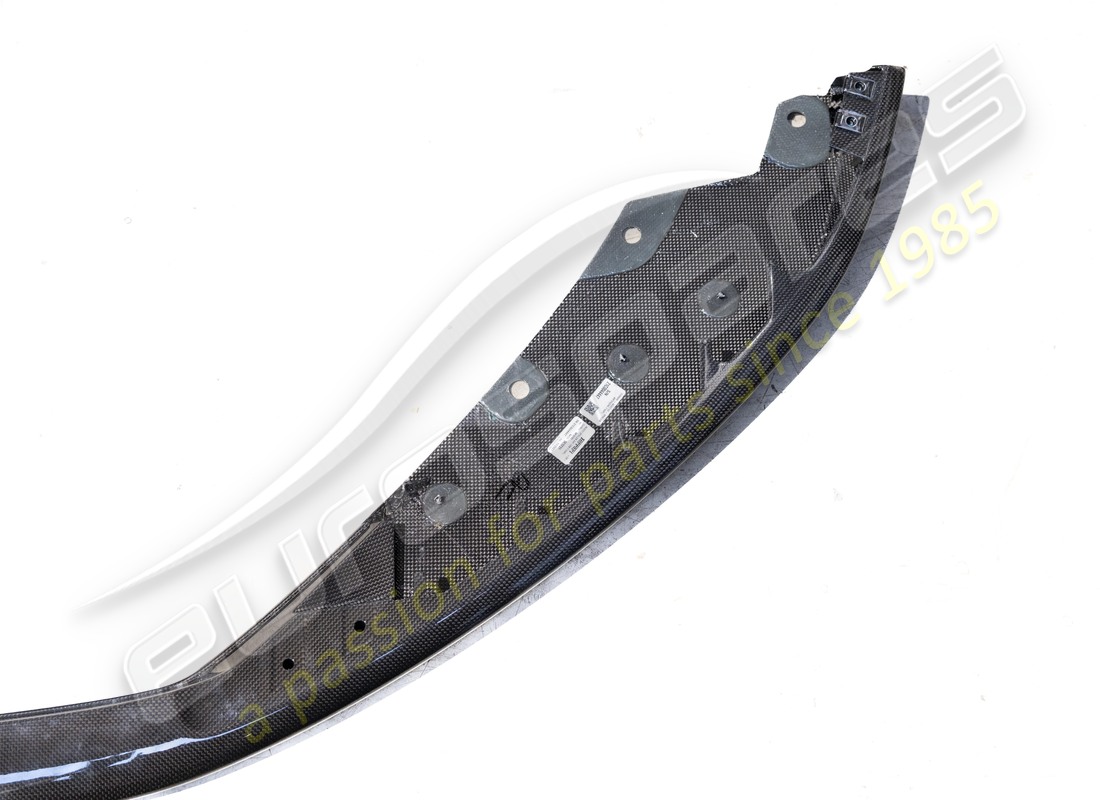 becquet avant en fibre de carbone d'occasion. référence : 963231 (8)