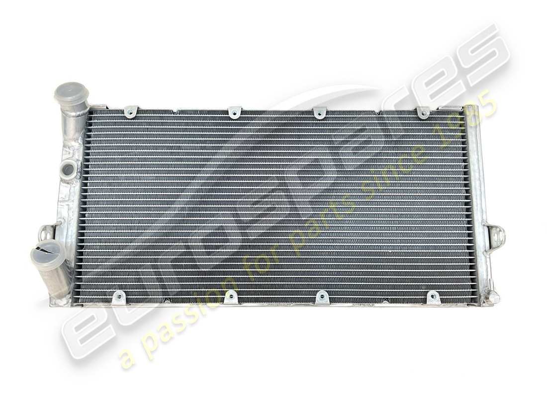 nouveau radiateur à eau ferrari. numéro de pièce 136398 (4)