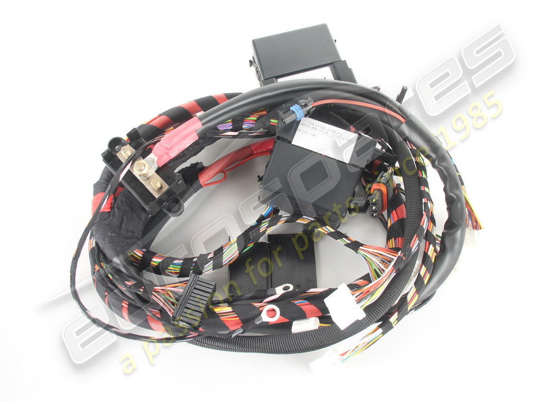 nouveau ferrari câble de connexion du tunnel arrière droit. numéro de pièce 198554 (2)