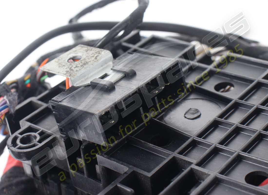 CÂBLES DE TUNNEL ARRIÈRE GAUCHE D'OCCASION FERRARI. RÉFÉRENCE 177914 (5) câbles de tunnel arrière gauche d'occasion ferrari. référence 177914 (5)