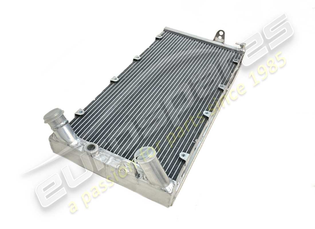 nouveau radiateur à eau ferrari. numéro de pièce 136398 (5)