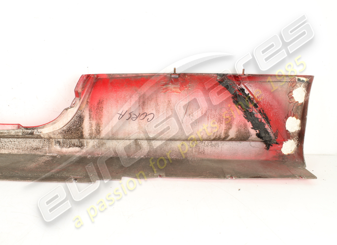 UTILISÉ FERRARI REVÊTEMENT SOUS-PORTE DROIT. NUMÉRO DE PIÈCE 69831610 (15) utilisé ferrari revêtement sous-porte droit. numéro de pièce 69831610 (15)