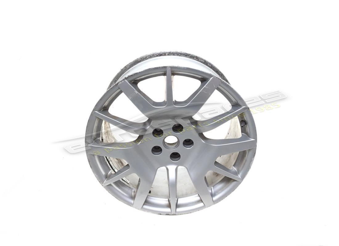 UTILISÉ Maserati JANTE DE ROUE ARRIÈRE 20 . NUMÉRO DE PIÈCE 82127006 (1)