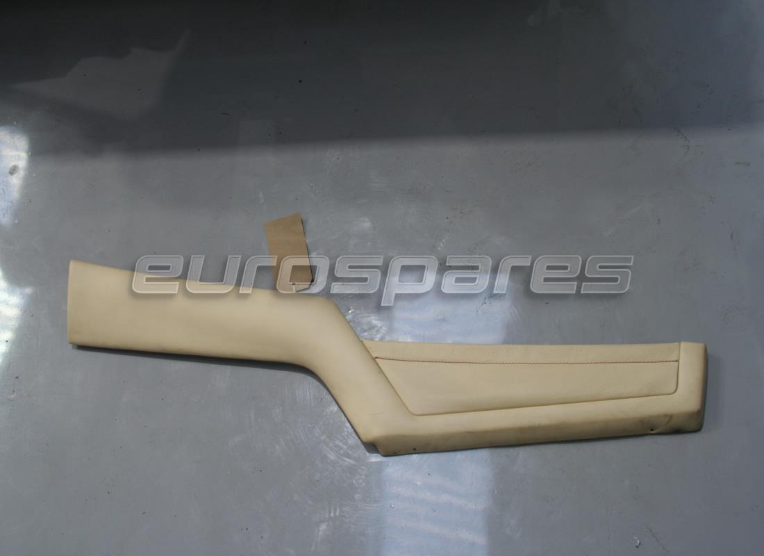 UTILISÉ Ferrari BOUCLIER DE TAPIS INFÉRIEUR DROIT. NUMÉRO DE PIÈCE 63521304 (1)