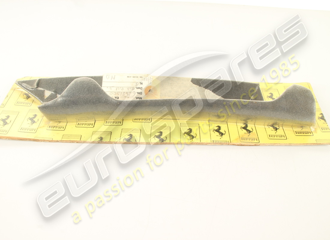 nouvelle moulure rh ferrari. numéro de pièce 62480500 (3)