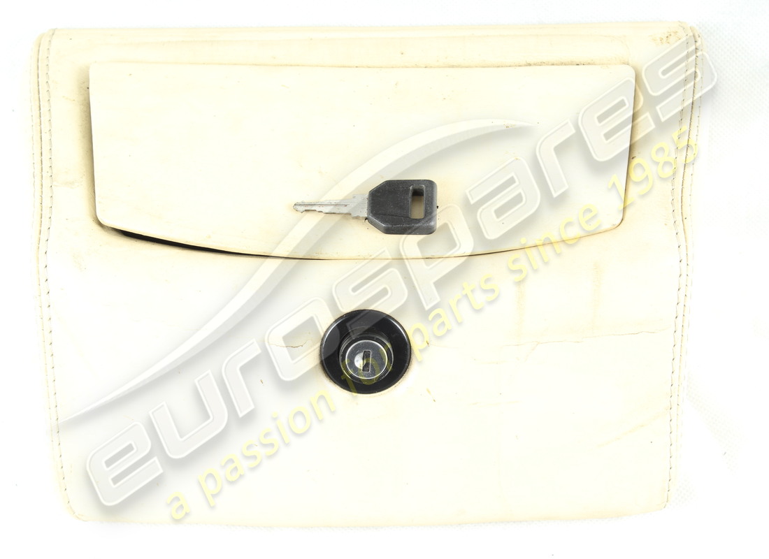 CONSOLE Ferrari UTILISÉE. NUMÉRO DE PIÈCE 649560.. (1)