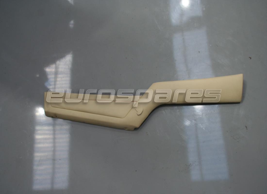 UTILISÉ Ferrari DOUBLURE LH SHIELD EN CRÈME VM3997 . NUMÉRO DE PIÈCE 63526404 (1)