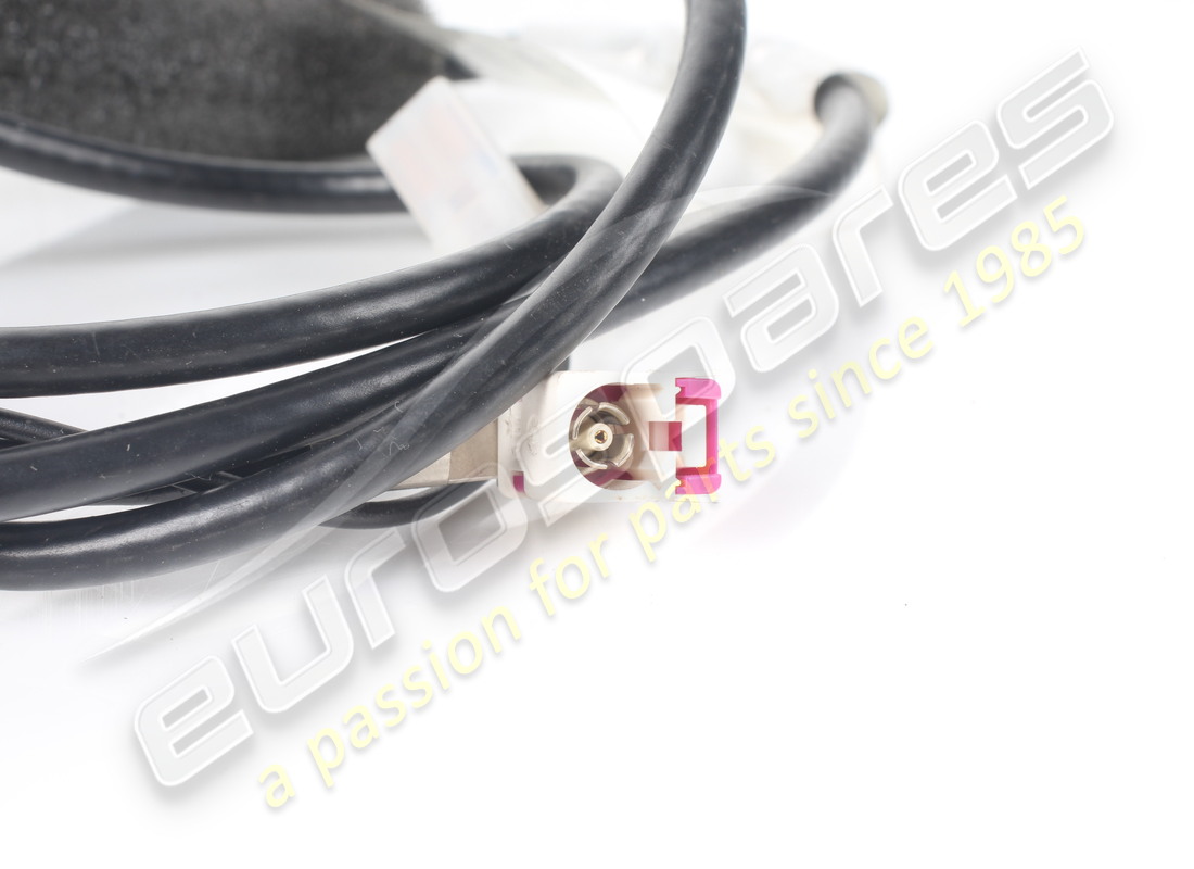 RADIO AM/FM PHANTOM BOX D'OCCASION FERRARI, RÉFÉRENCE 277202 (4) radio am/fm phantom box d'occasion ferrari, référence 277202 (4)