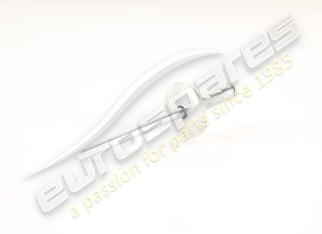 nouveau rivet maserati. numéro de pièce 675000323 (2)