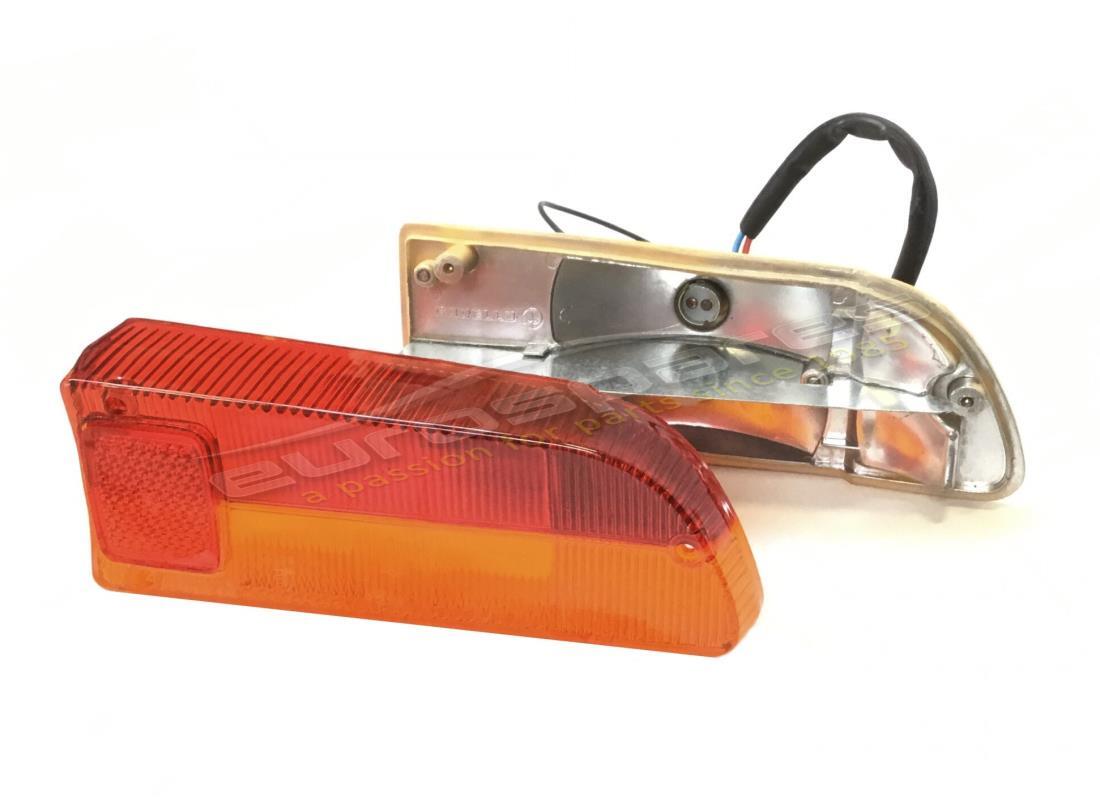 nouveau feu arrière droit eurospares. numéro de pièce 006544166 (1)