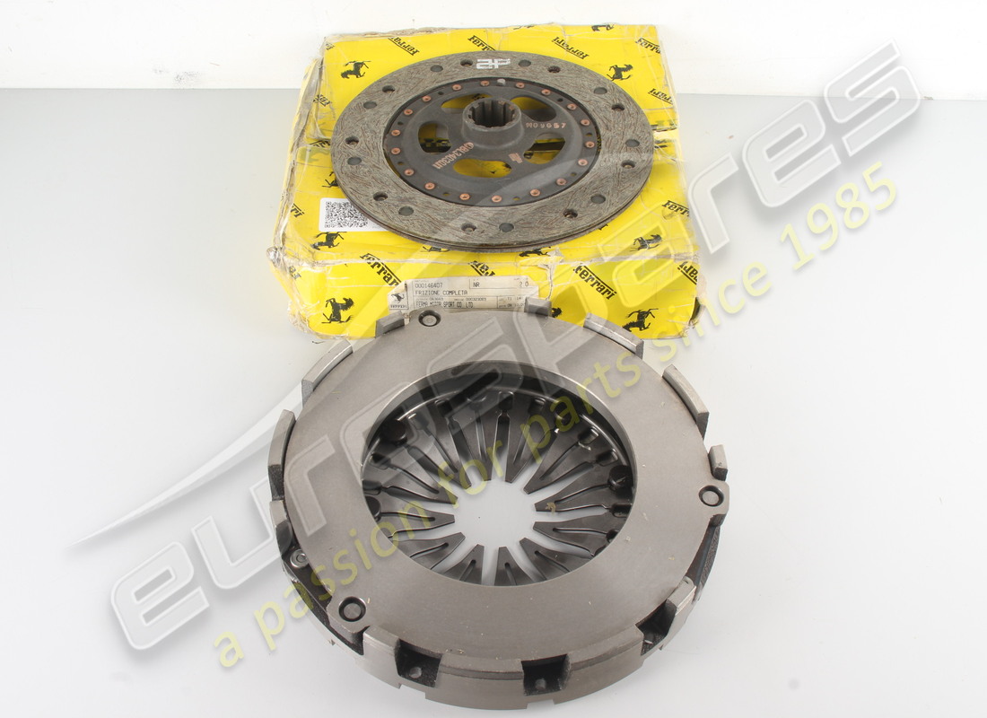 NOUVEAU Ferrari EMBRAYAGE MONODISQUE COMPLET. NUMÉRO DE PIÈCE 146407 (1)
