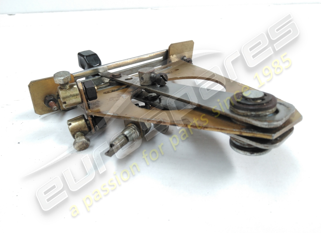 utilisé maserati complessivo supporto e leve comando starter e riscaldamento per guida destra. numéro de pièce 117bv77222 (3)