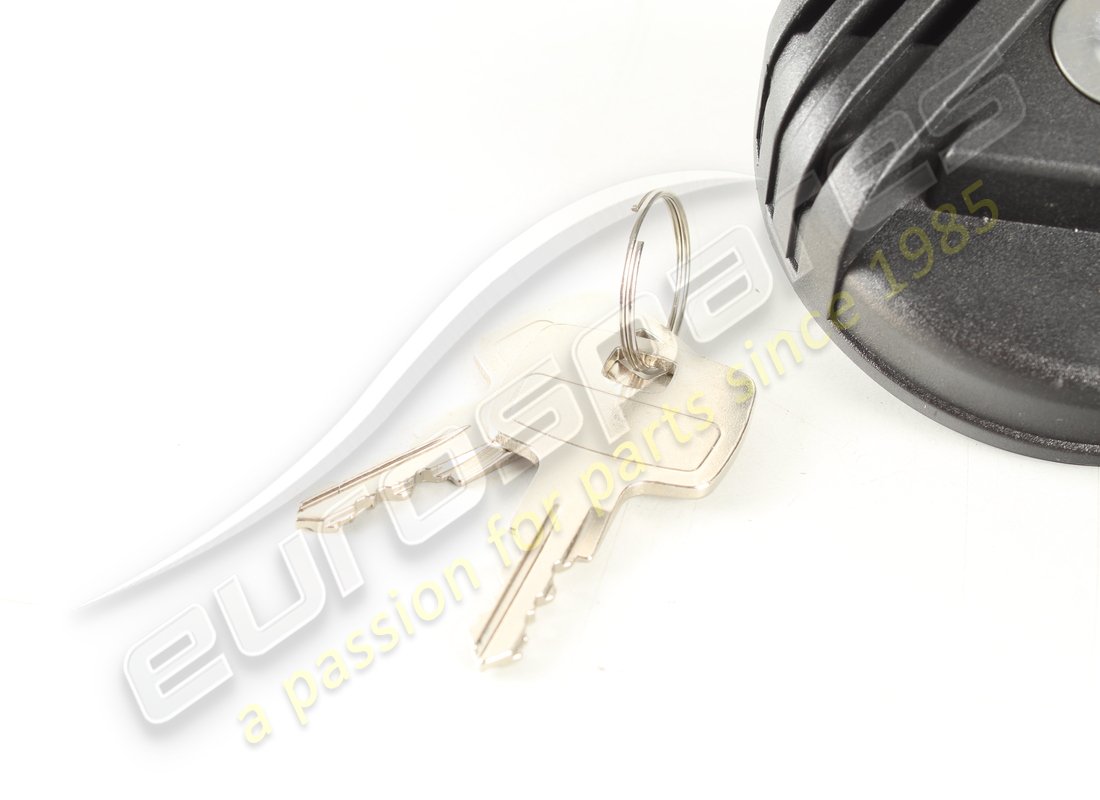NOUVEAU BOUCHON DE REMPLISSAGE DE CARBURANT ET CLÉ LAMBORGHINI. RÉFÉRENCE 006220985 (2) nouveau bouchon de remplissage de carburant et clé lamborghini. référence 006220985 (2)