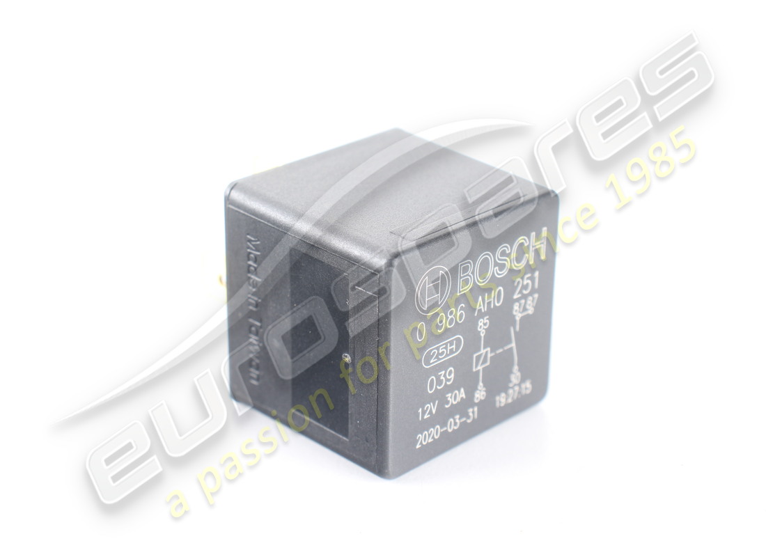 NOUVEAU RELAIS FERRARI. NUMÉRO DE PIÈCE 40030007 (2) nouveau relais ferrari. numéro de pièce 40030007 (2)