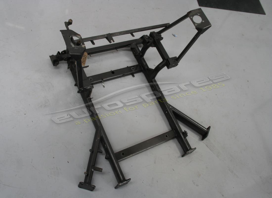 CADRE DE CHAS ARRIÈRE D'OCCASION Ferrari. NUMÉRO DE PIÈCE 123242 (1)