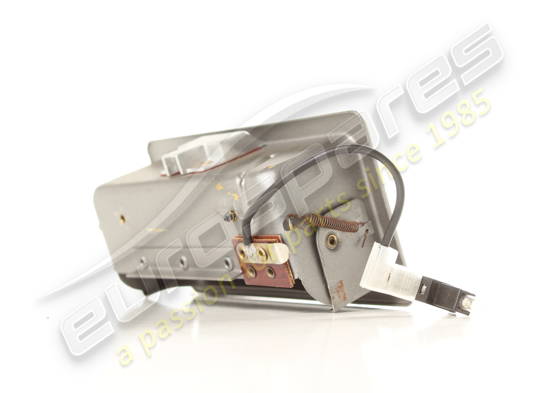 ferrari cendrier utilisé. numéro de pièce 64267200 (2)