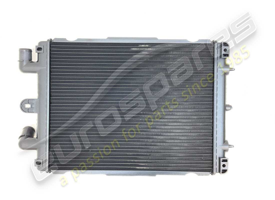 nouveau radiateur d'eau rh ferrari. numéro de pièce 807927 (2)