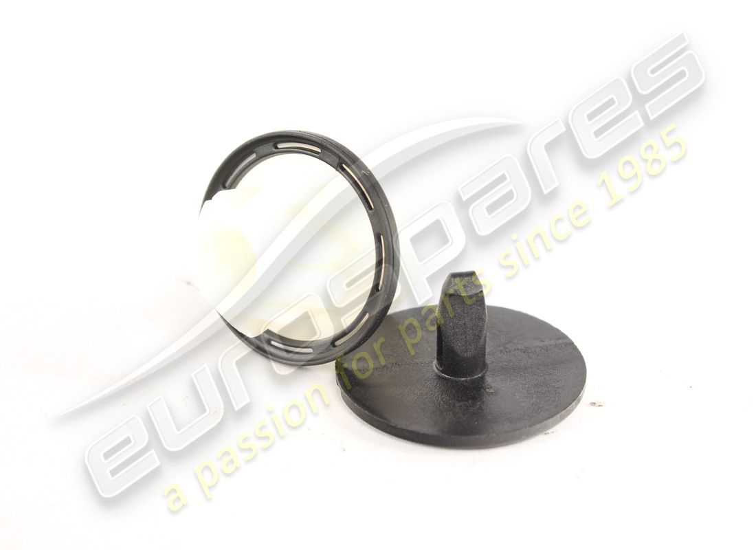 nouvelles porsche attaches. numéro de pièce 98150459700 (1)
