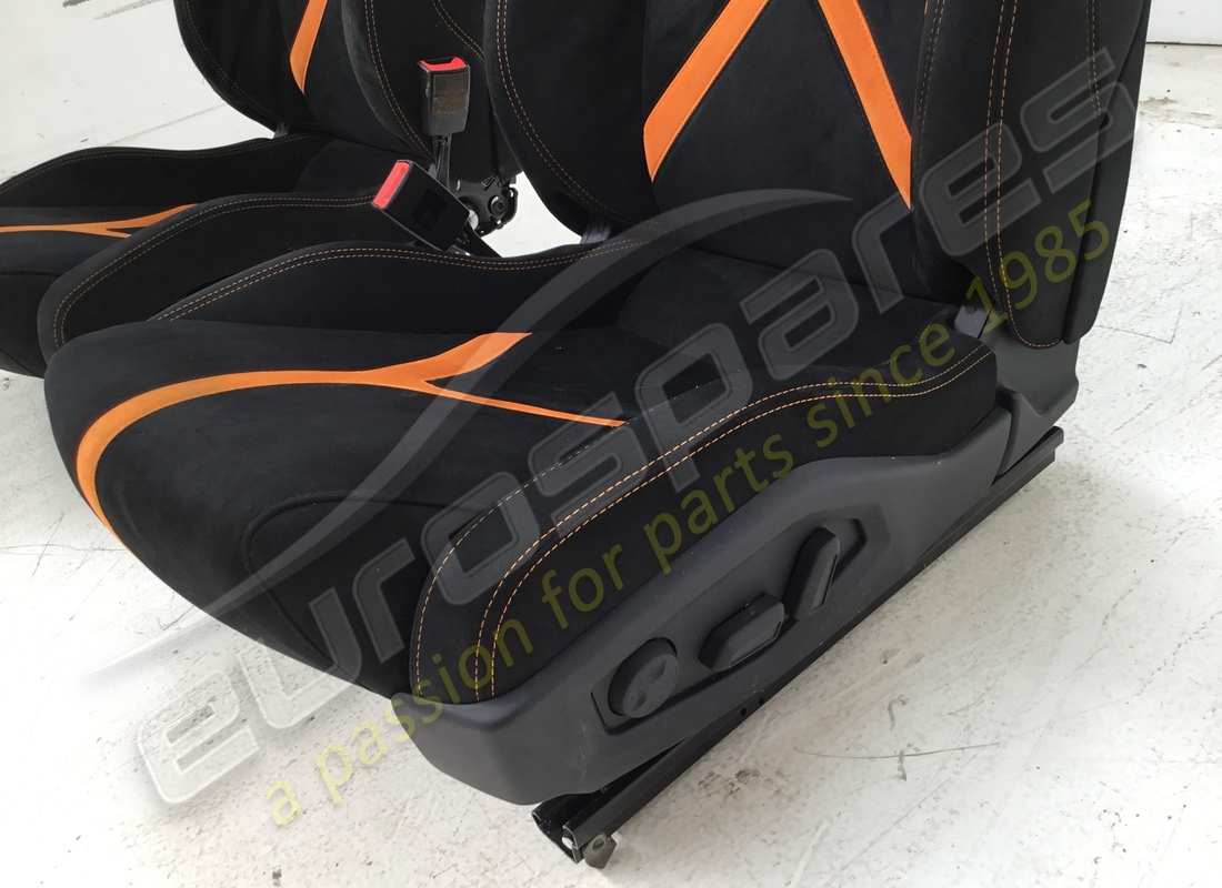 utilisé lamborghini paire de confort des places. numéro de pièce 4t0882011bw (3)