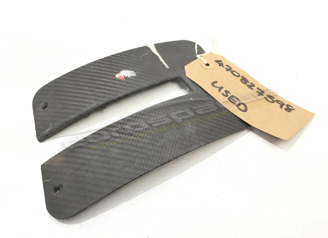 couverture utilisée de lamborghini. numéro de pièce 470827598 (1)