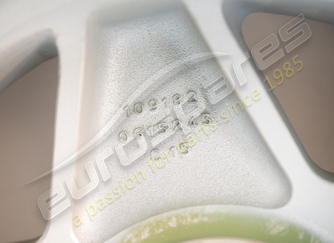 NOUVELLE ROUE AVANT BB FERRARI (7.5X15). RÉFÉRENCE 109186 (6) nouvelle roue avant bb ferrari (7.5x15). référence 109186 (6)