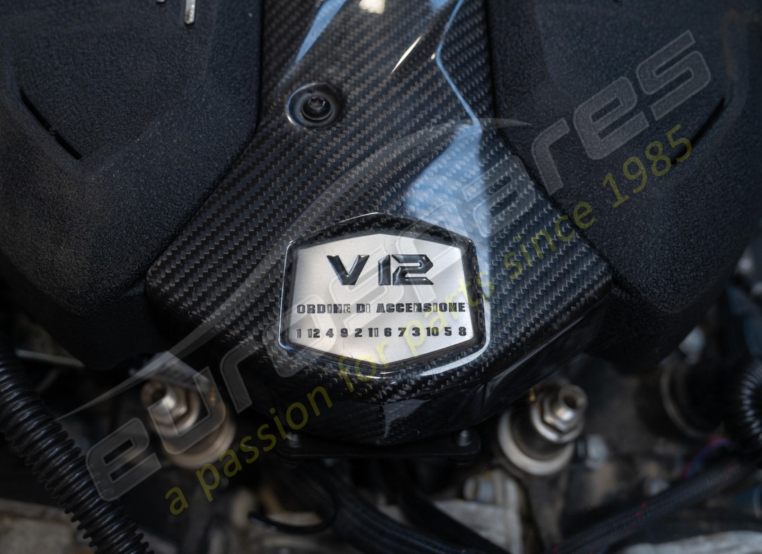 moteur lamborghini lp700 utilisé. numéro de pièce mr00y13q539 (8)