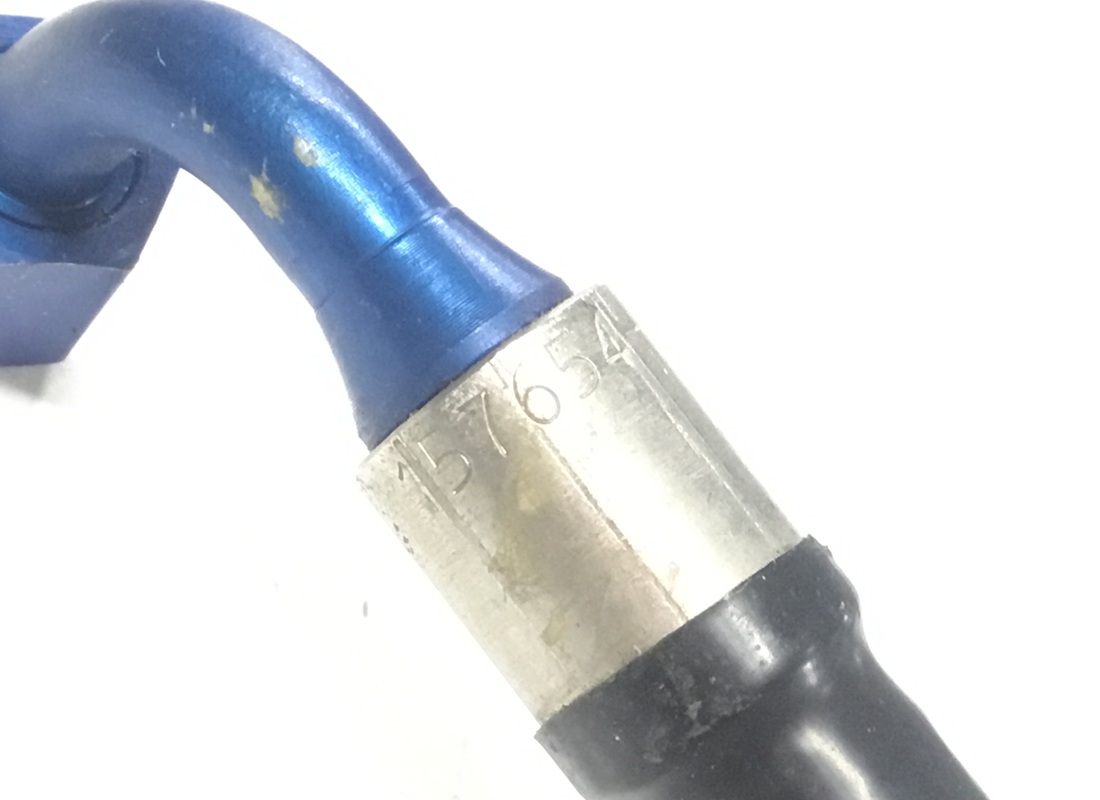 nouveau tuyau de carburant ferrari de la pompe au filtre gauche. numéro de pièce 157654 (4)
