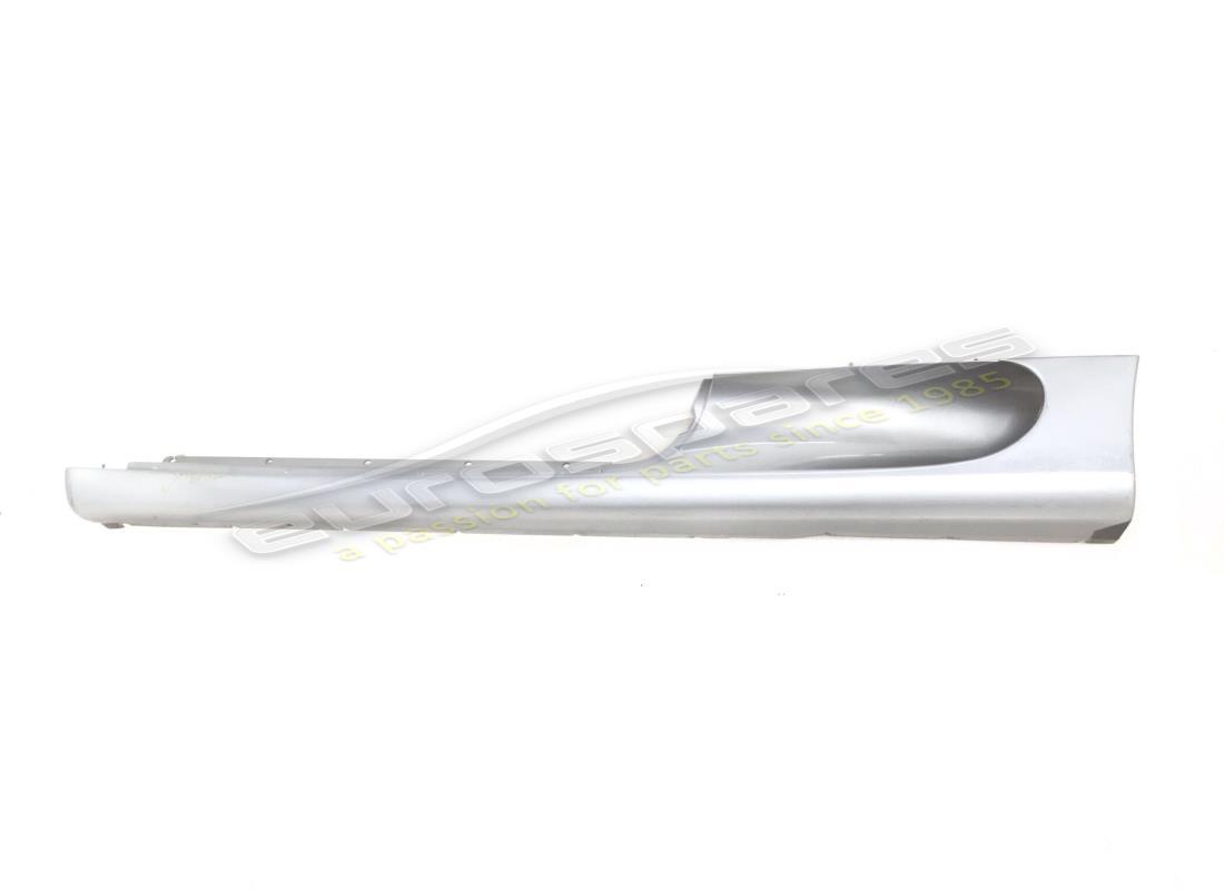 UTILISÉ Ferrari REVÊTEMENT SOUS-PORTE LH. NUMÉRO DE PIÈCE 66099510 (1)