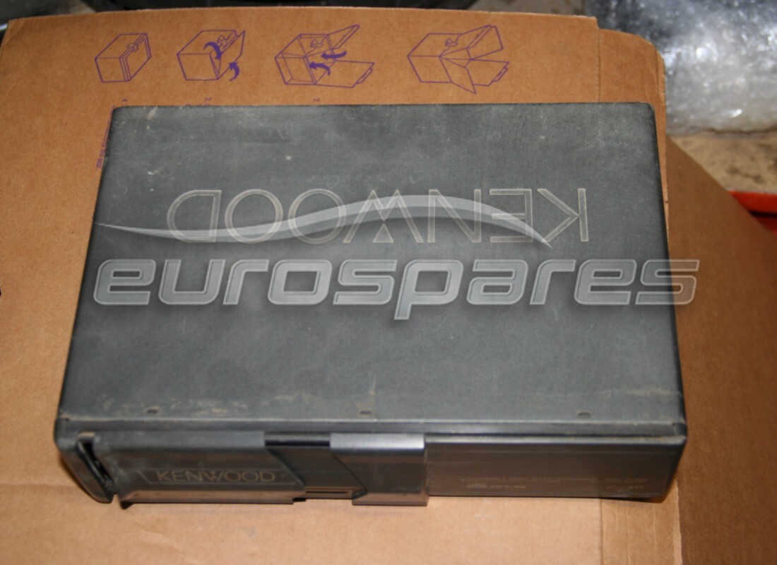 UTILISÉ Lamborghini CHANGEUR DE CD. NUMÉRO DE PIÈCE 410035110C (1)