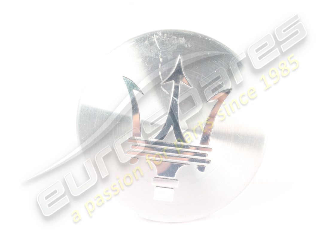 INSIGNE DE JANTE Maserati UTILISÉ. NUMÉRO DE PIÈCE 670018262 (1)
