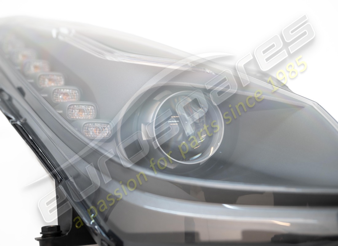 nouveau ferrari phare droit afs. référence 275037 (3)