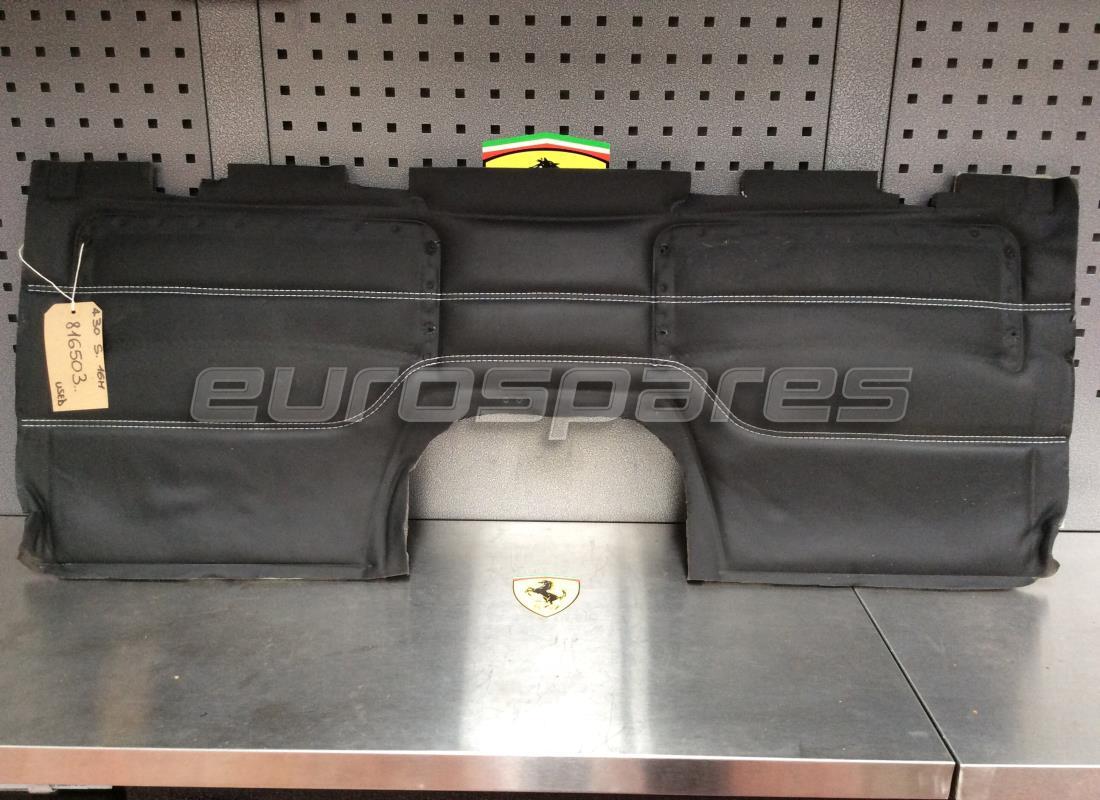 utilisé ferrari tapis arrière complet. numéro de pièce 816503.. (1)