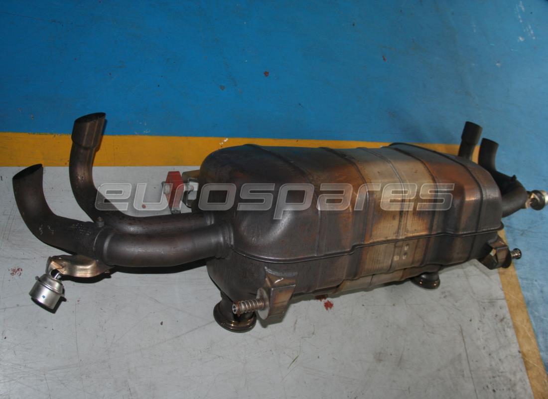 SILENCIEUX Lamborghini UTILISÉ (UTILISATION COURSE 0R7240049) . NUMÉRO DE PIÈCE 4T0251051A (1)