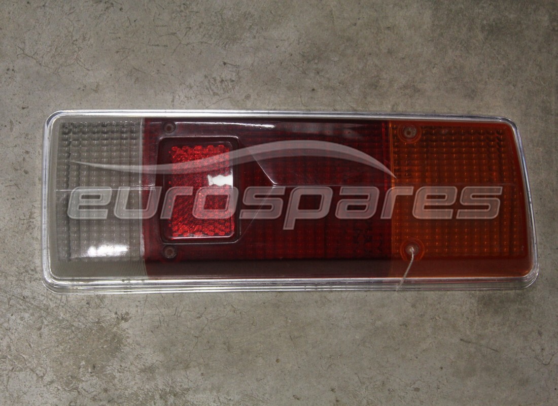 nouvelle lentille arrière droite maserati. numéro de pièce 006744073 (1)