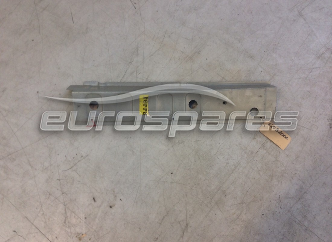 nouveau panneau gauche ferrari. numéro de pièce 62182000 (1)