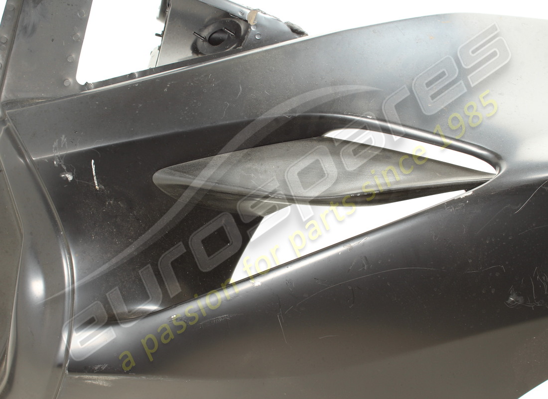 nouveau flancs gauche ferrari. numéro de pièce 985855282 (2)