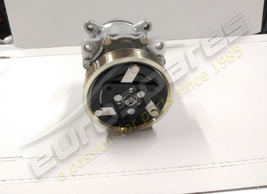 nouveau compresseur sanden maserati. numéro de pièce 578377502 (3)