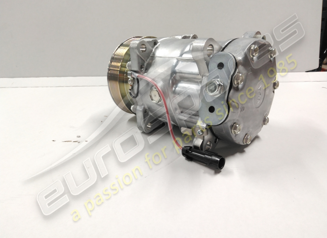 nouveau compresseur sanden maserati. numéro de pièce 578377502 (4)