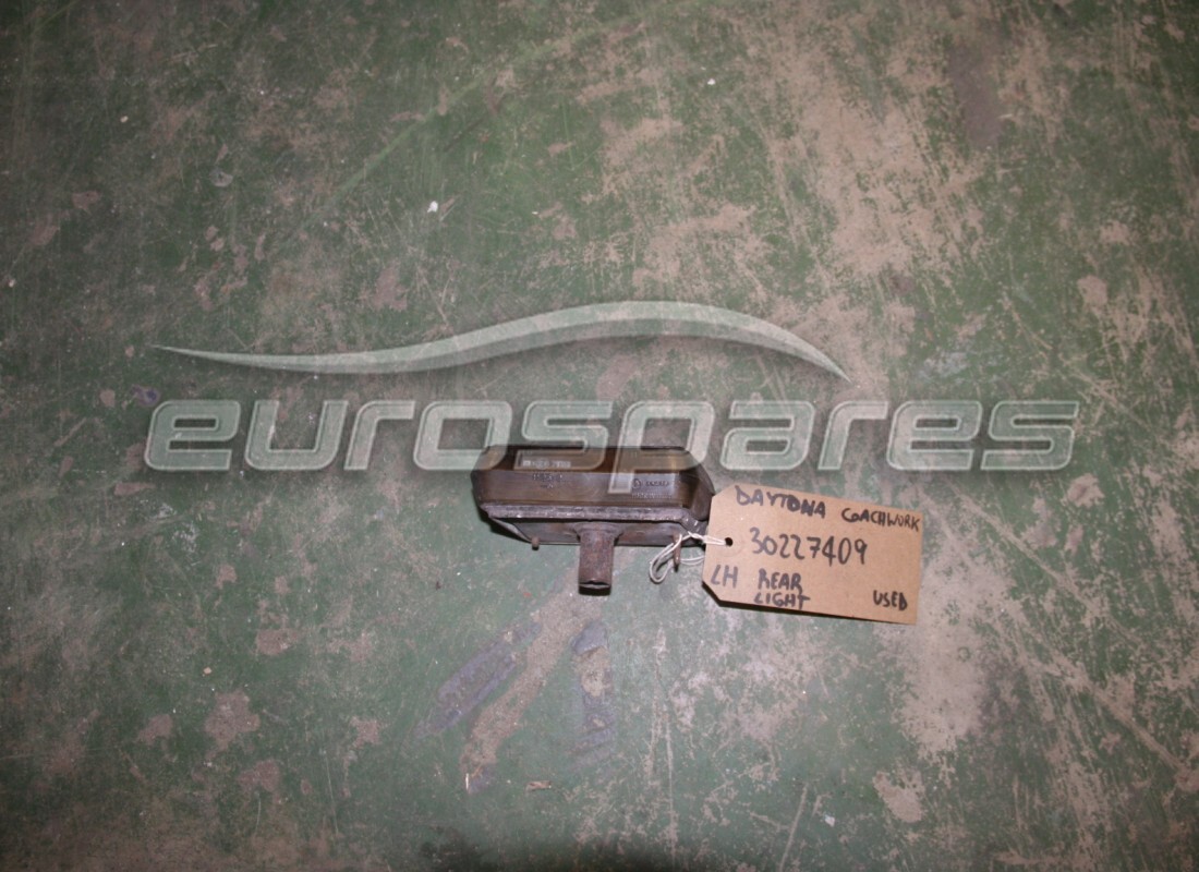 ENSEMBLE DE FEU LATÉRAL GAUCHE D'OCCASION Ferrari. NUMÉRO DE PIÈCE 30227409 (1)