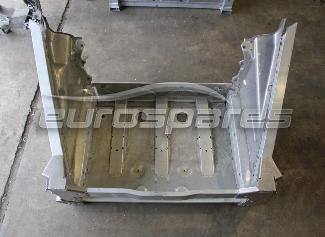 nouveau ferrari cadre avant complet. numéro de pièce 81035011 (1)