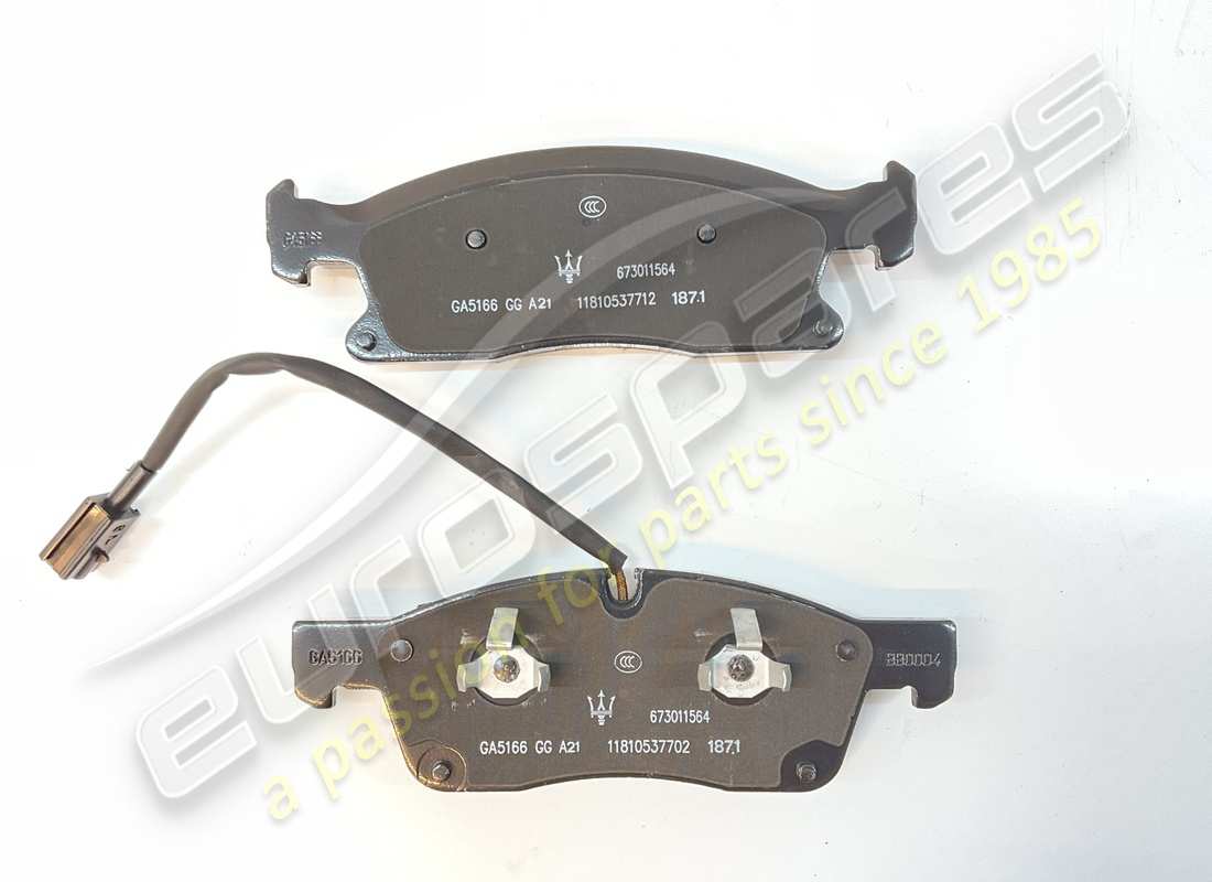 nouveau jeu de plaquettes de frein avant maserati. numéro de pièce 673011564 (3)